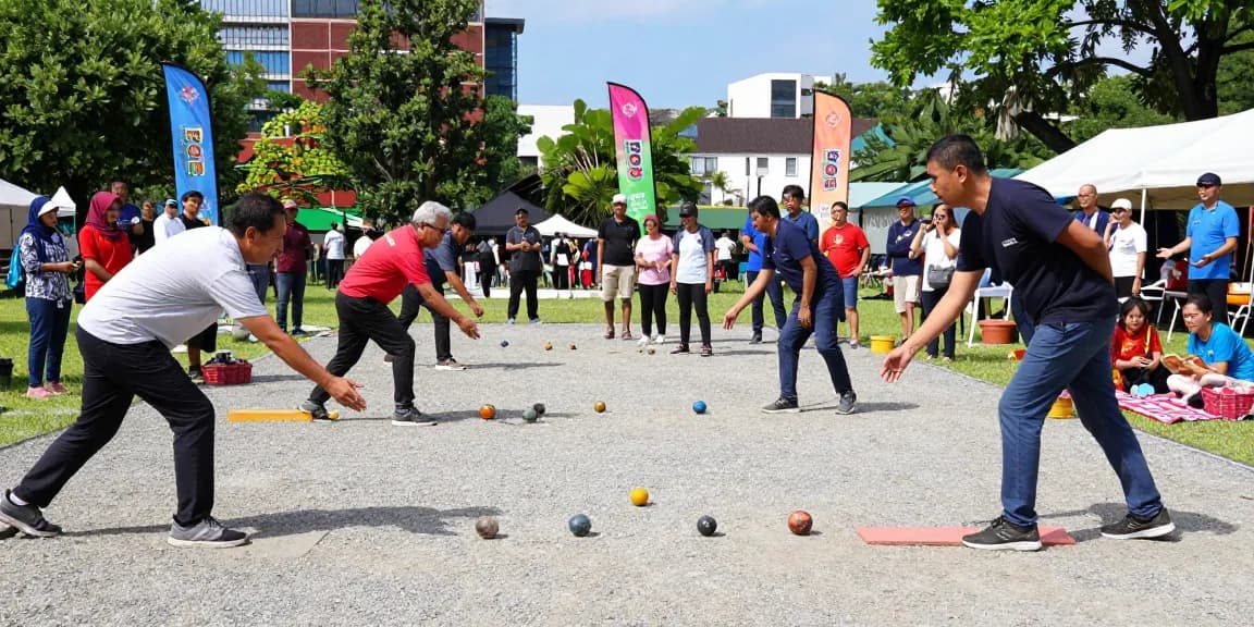 Turnamen petanque di taman kota oleh FOPI Kota Gorontalo, menunjukkan semangat komunitas.